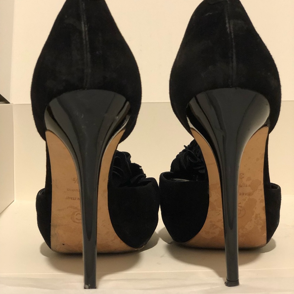 Alexander McQueen heels - Picture 2 of 8